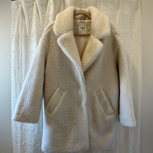 Abercombie Teddy Coat jacket